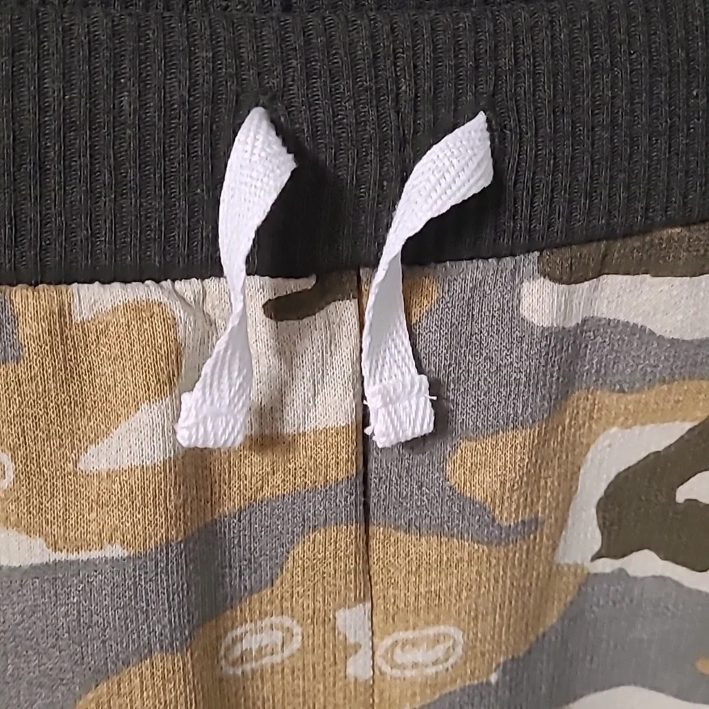 Ecko Unlimited 60% cotton